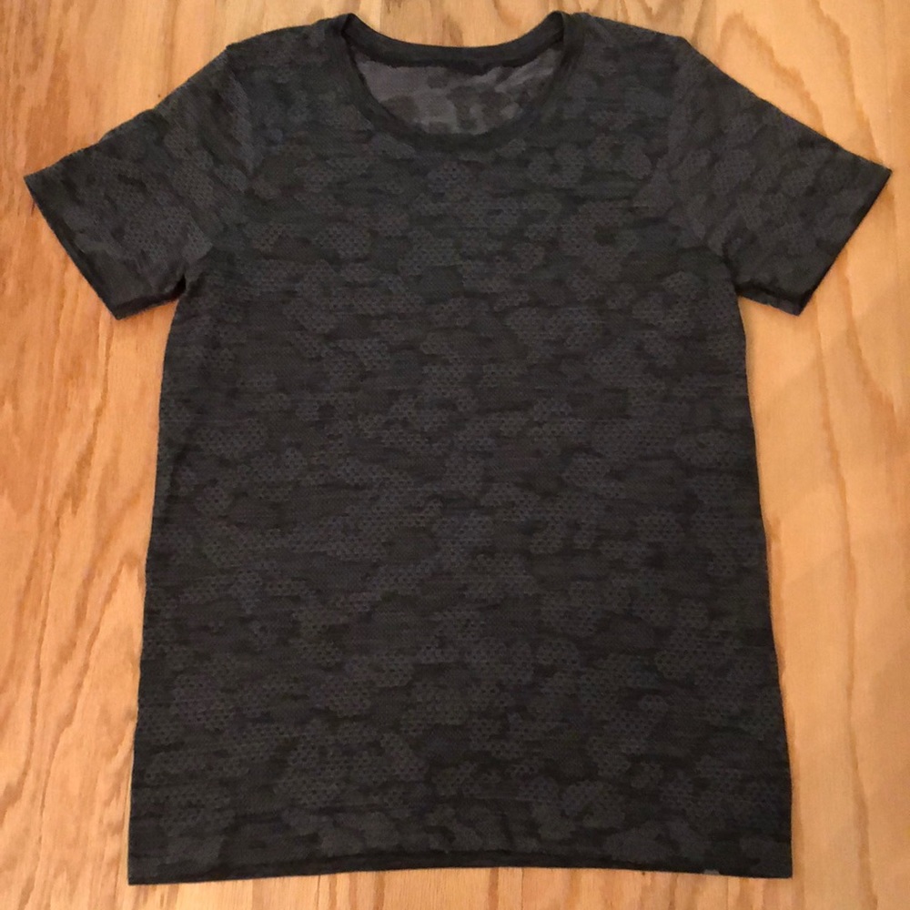 Lululemon Relaxed Swiftly Tech